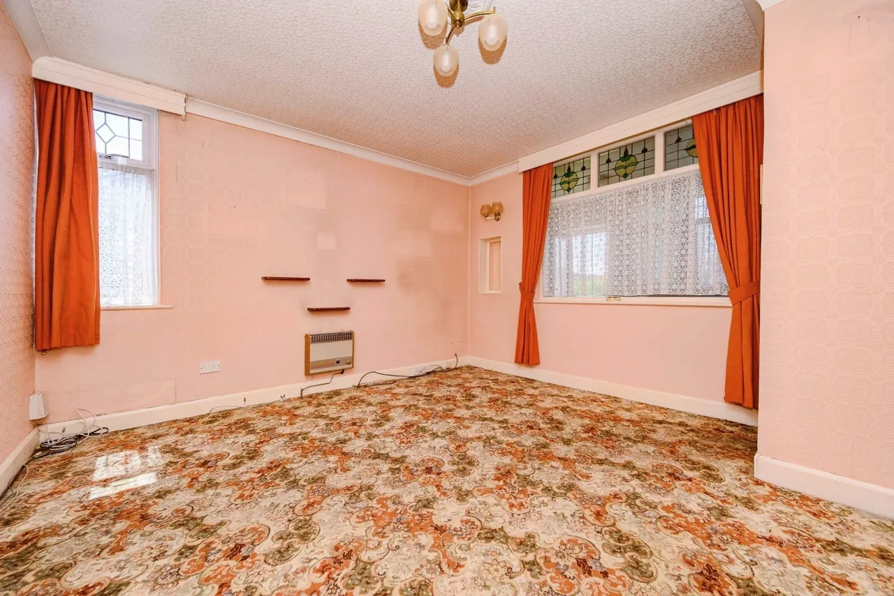 Neville Road, Luton, Bedfordshire, LU3, photo 2