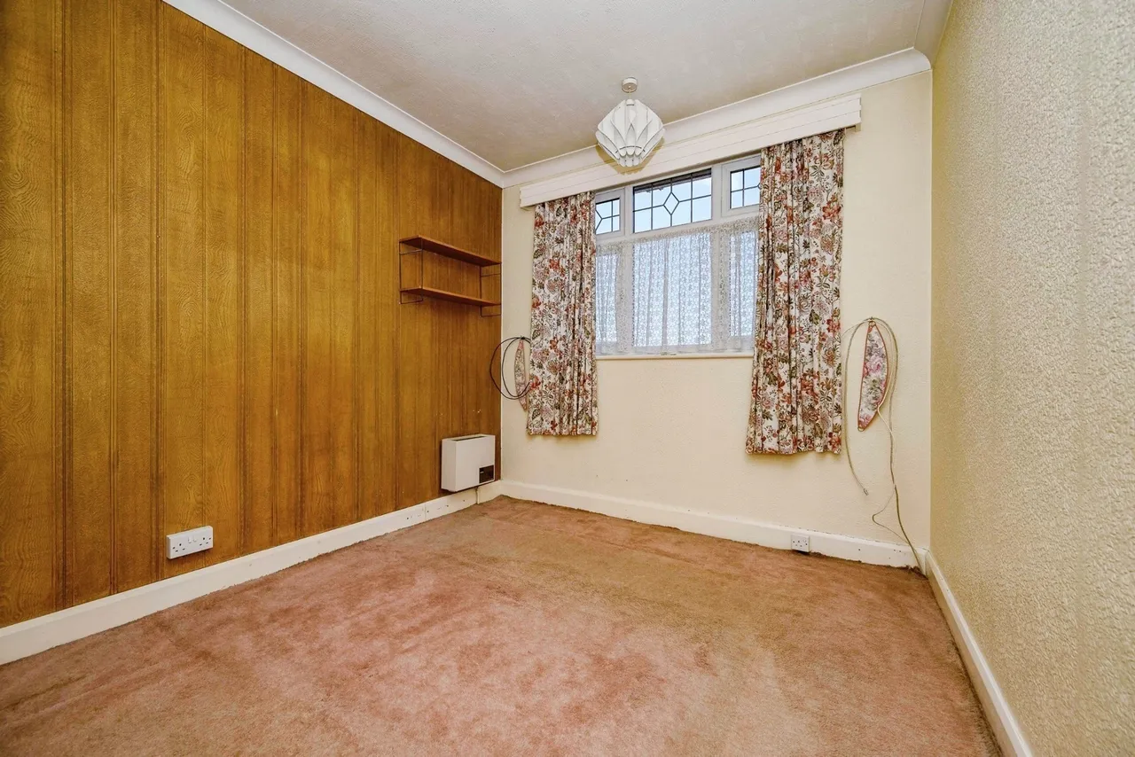 Neville Road, Luton, Bedfordshire, LU3, photo 9