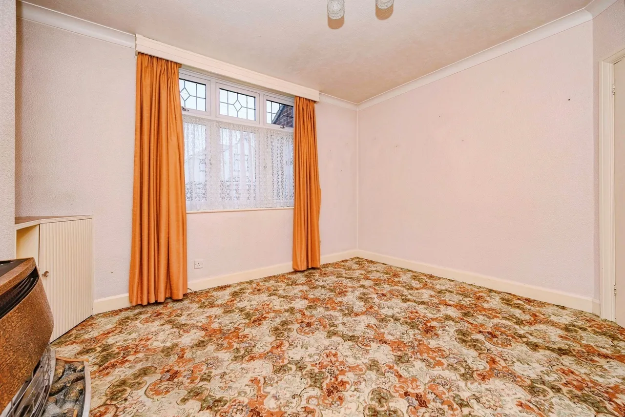 Neville Road, Luton, Bedfordshire, LU3, photo 3