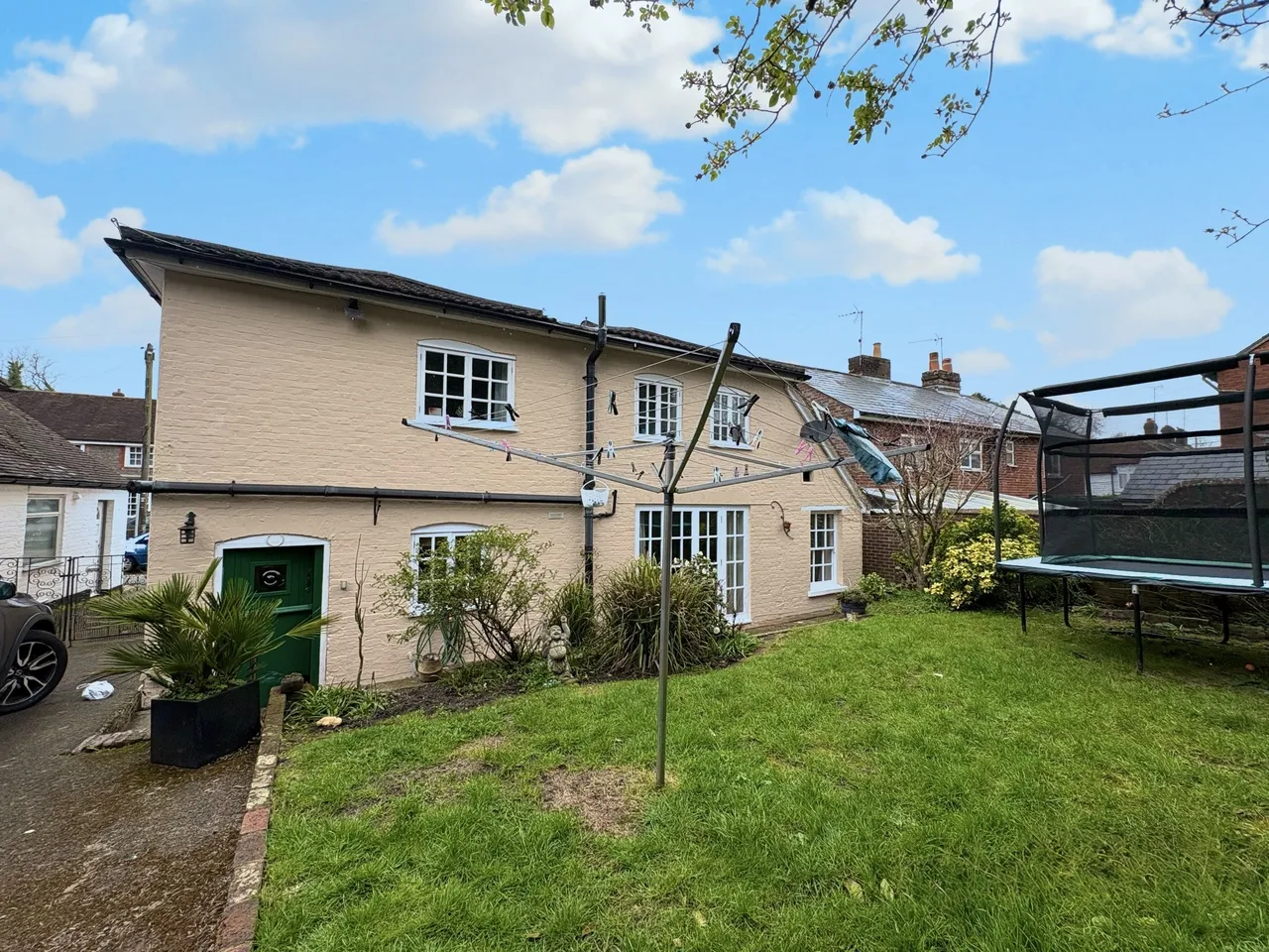 Melton House, Horndean, PO8, photo 9