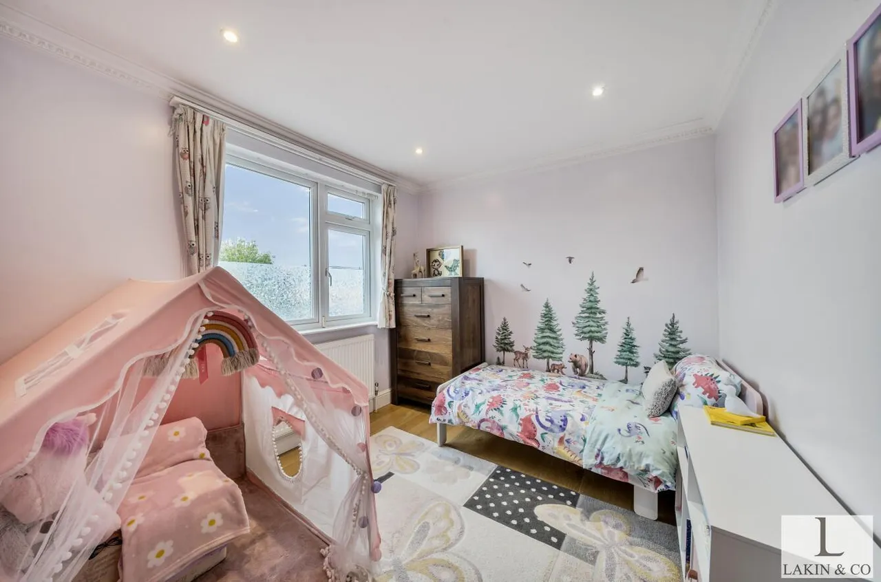 Clyfford Road, Ruislip, HA4 6PT, photo 12