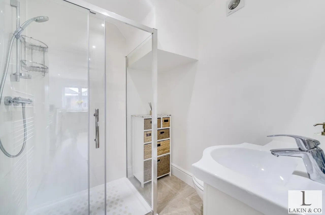 Clyfford Road, Ruislip, HA4 6PT, photo 14