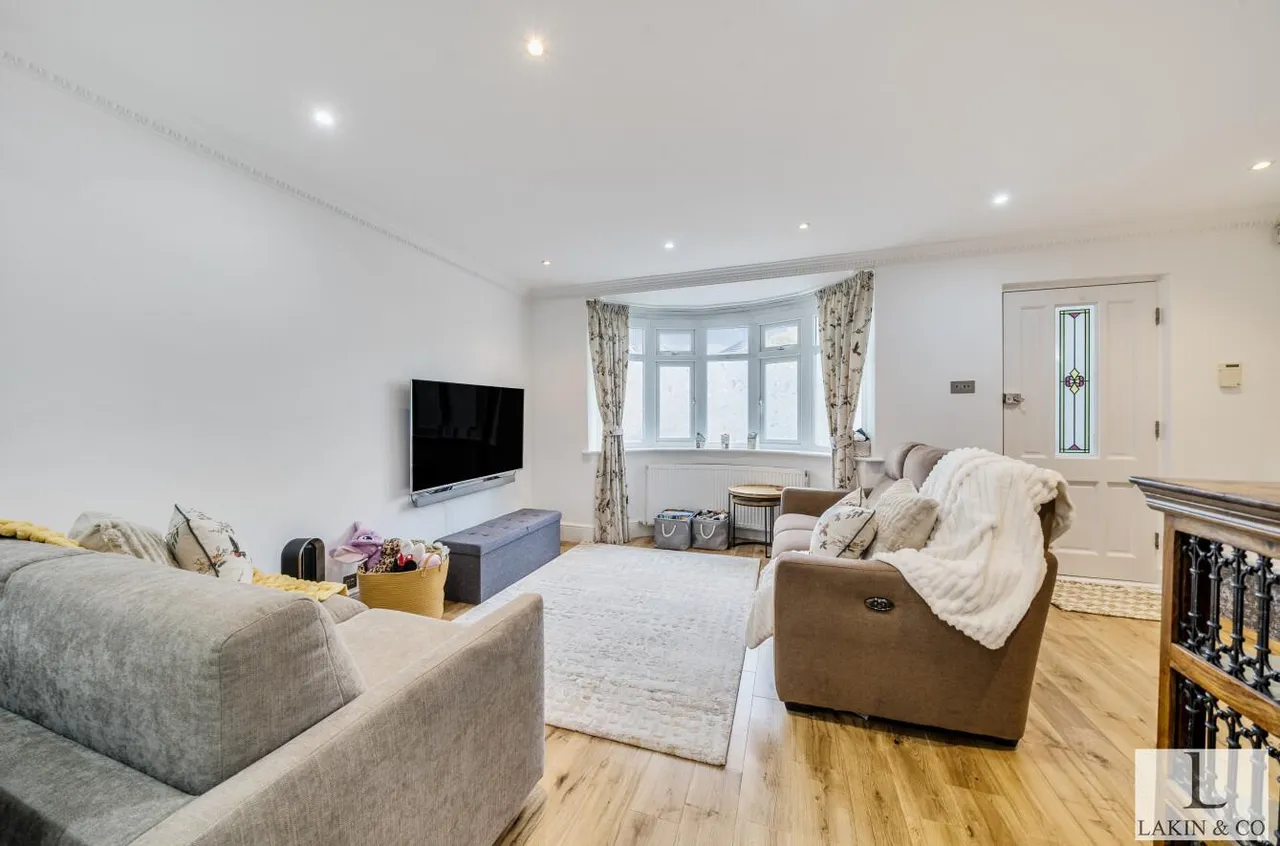 Clyfford Road, Ruislip, HA4 6PT, photo 6