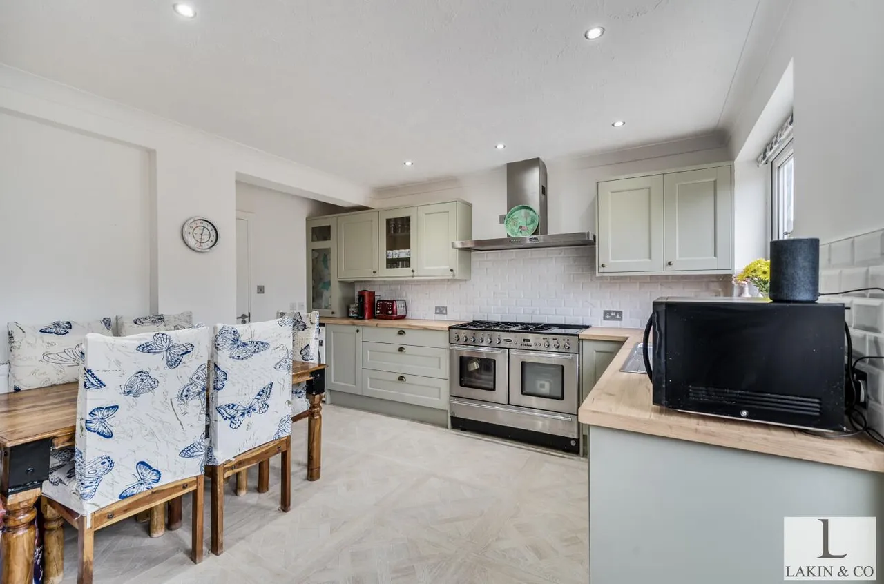 Clyfford Road, Ruislip, HA4 6PT, photo 5