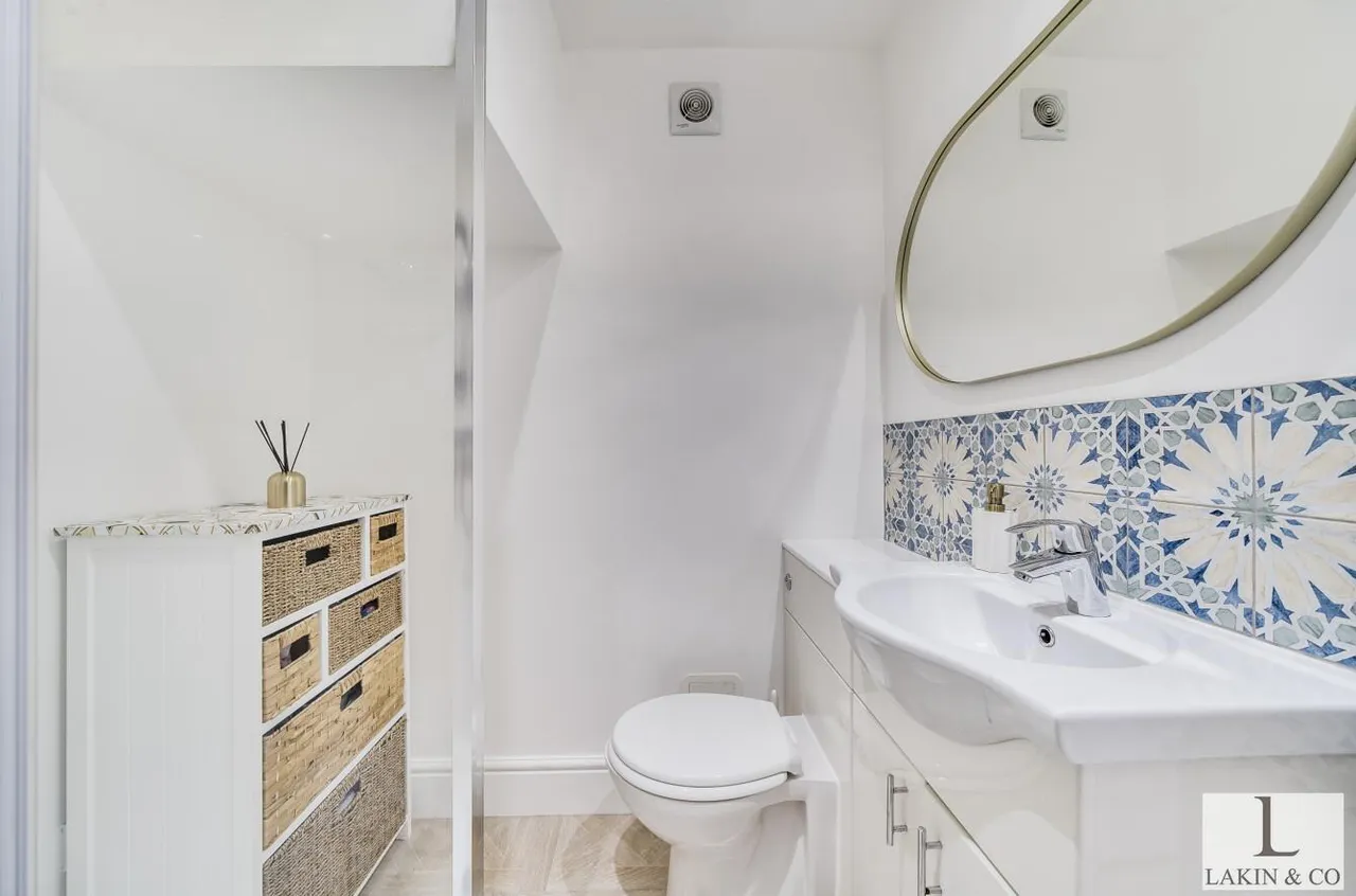 Clyfford Road, Ruislip, HA4 6PT, photo 13