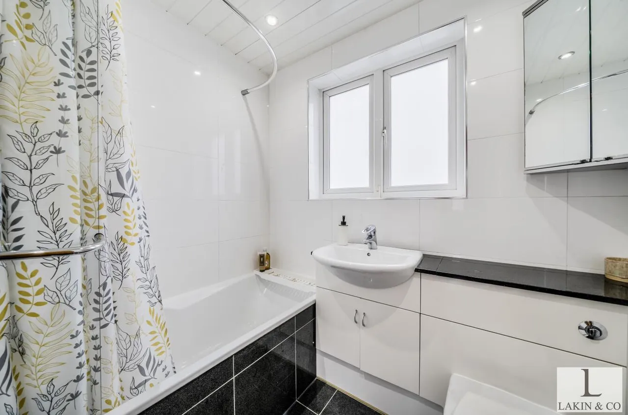 Clyfford Road, Ruislip, HA4 6PT, photo 15