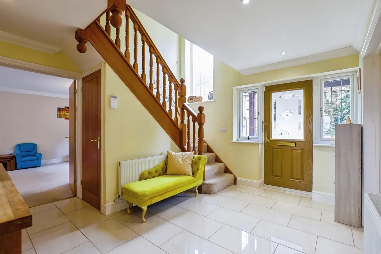 Vicarage Lane, Upper Stoke, ME3, photo 4
