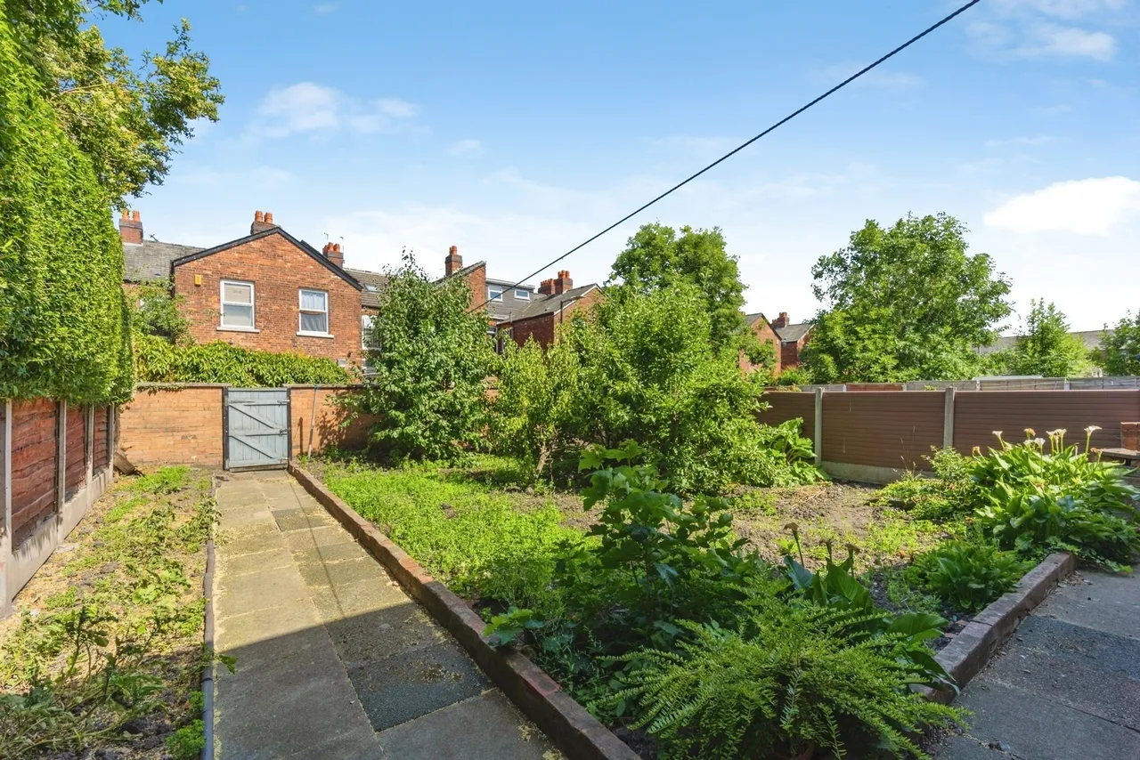 St. Johns Road, Old Trafford, Manchester, M16, photo 18