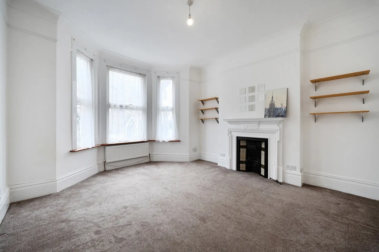 Essex Grove, SE19, photo 2