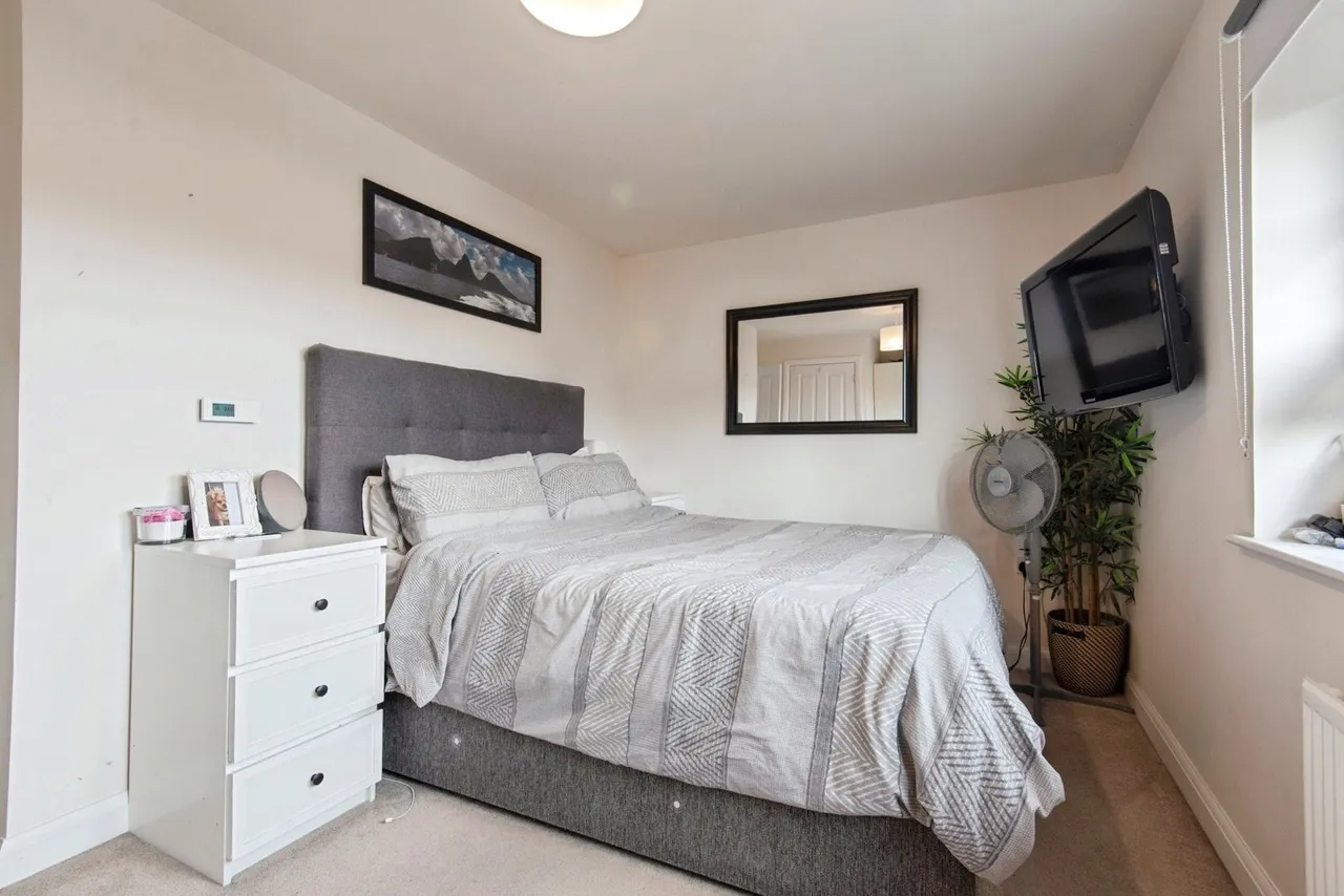 Belpaire Close, Lower Stondon, Henlow, Hertfordshire, SG16, photo 10