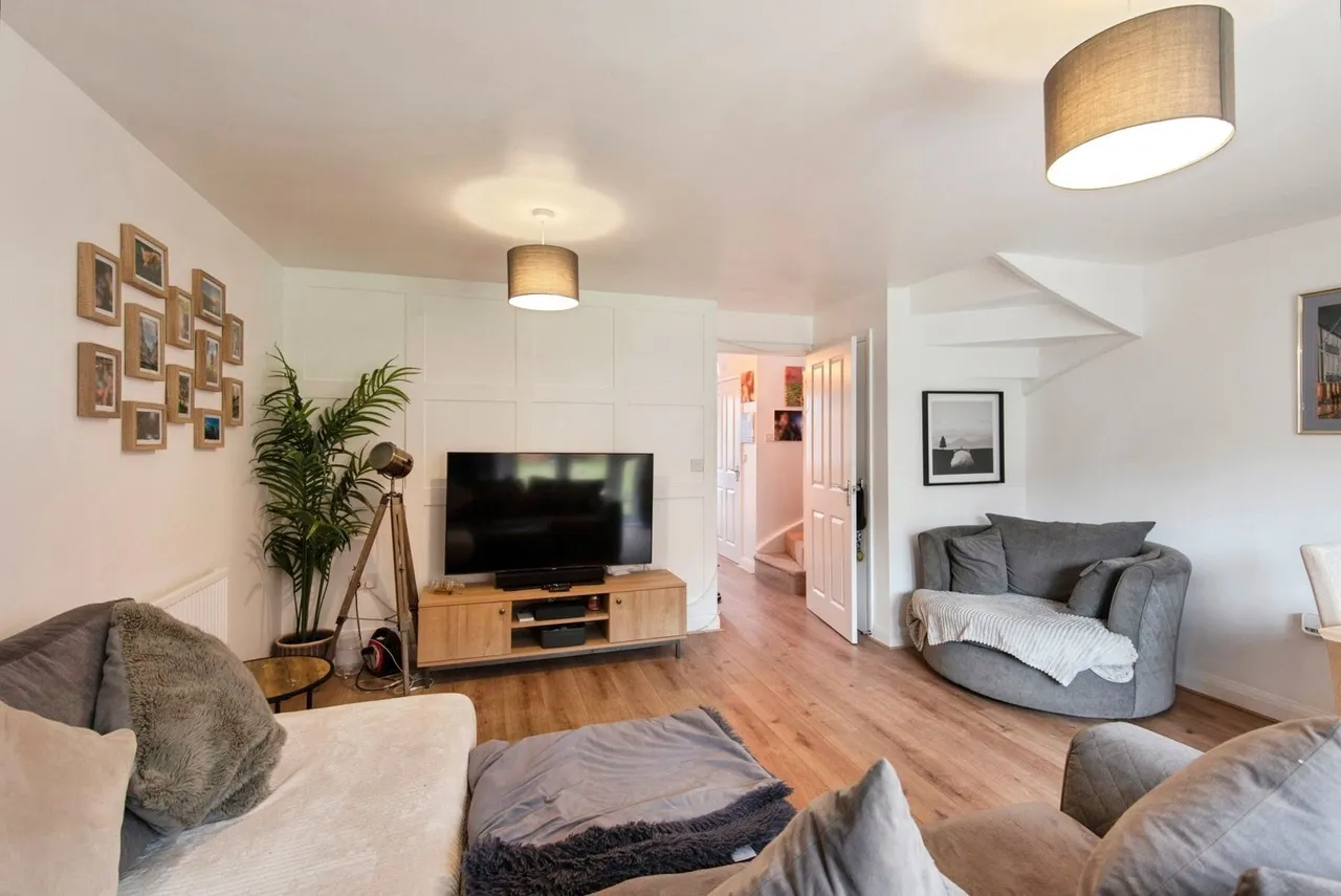 Belpaire Close, Lower Stondon, Henlow, Hertfordshire, SG16, photo 3