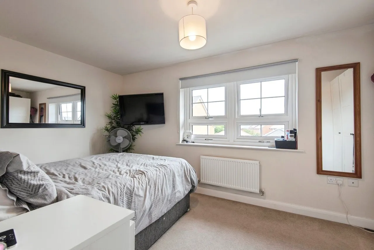 Belpaire Close, Lower Stondon, Henlow, Hertfordshire, SG16, photo 11