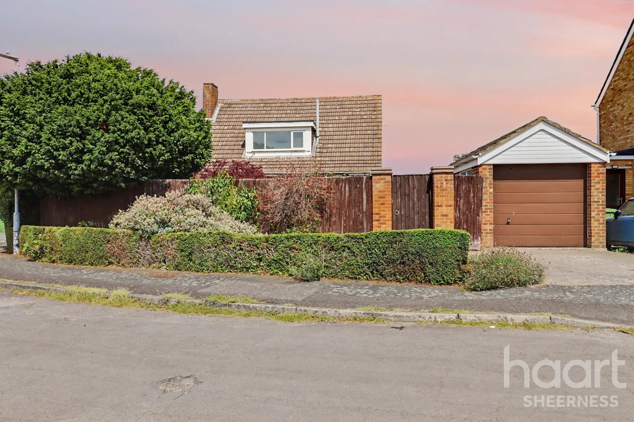 Howard Close, Sheerness, ME12, photo 16