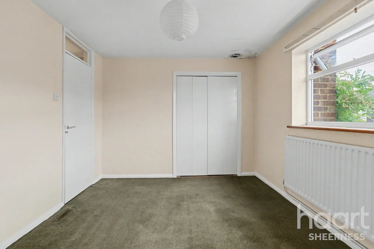 Howard Close, Sheerness, ME12, photo 18