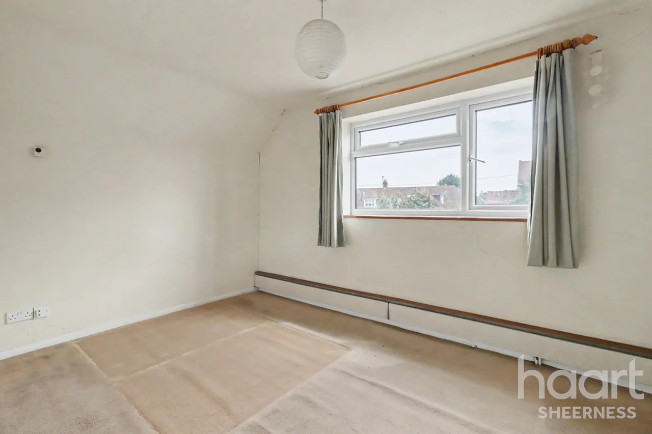 Howard Close, Sheerness, ME12, photo 20