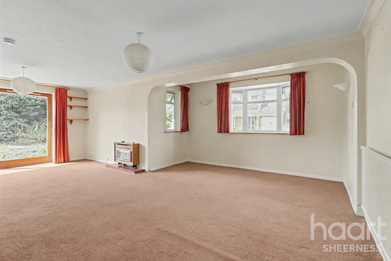 Howard Close, Sheerness, ME12, photo 2