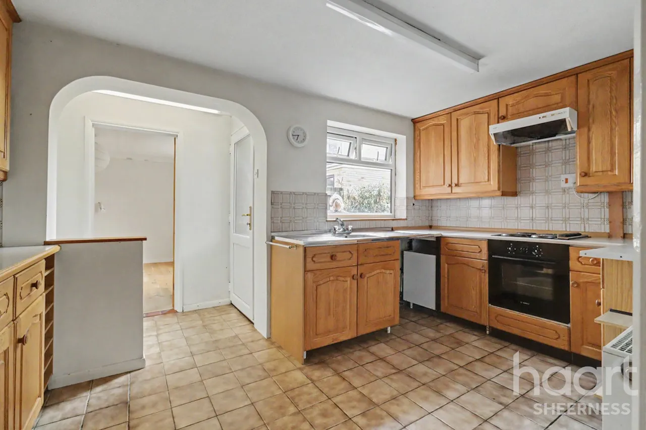 Howard Close, Sheerness, ME12, photo 3