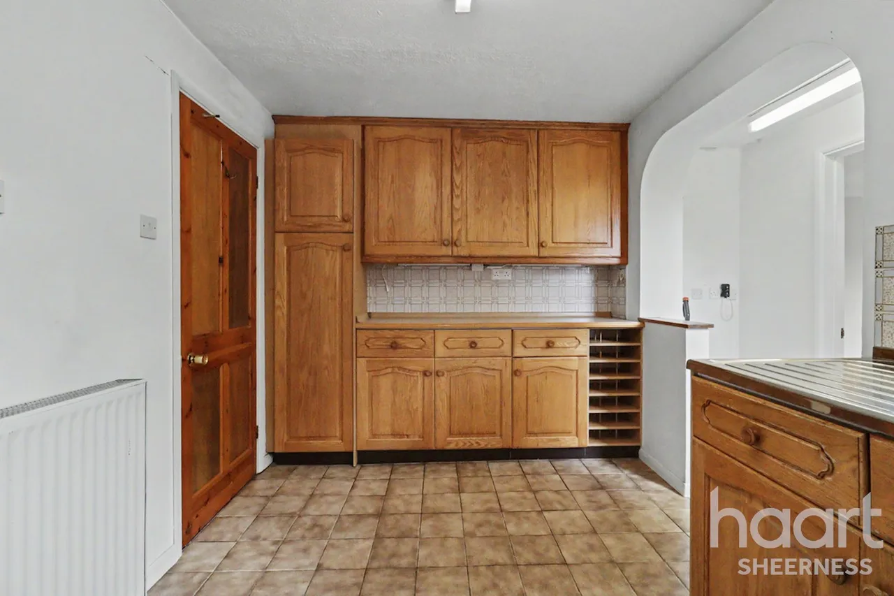 Howard Close, Sheerness, ME12, photo 12
