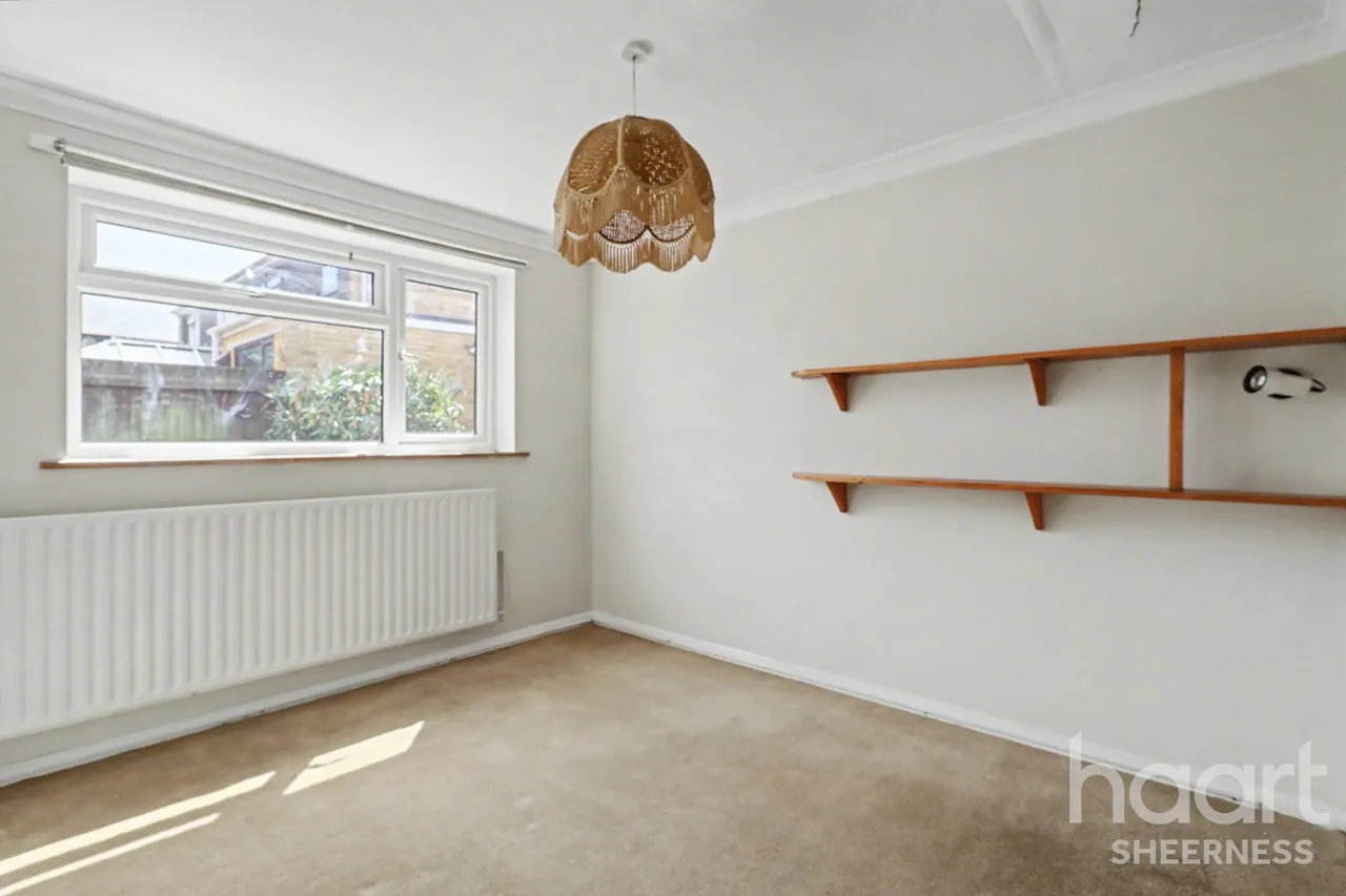 Howard Close, Sheerness, ME12, photo 25