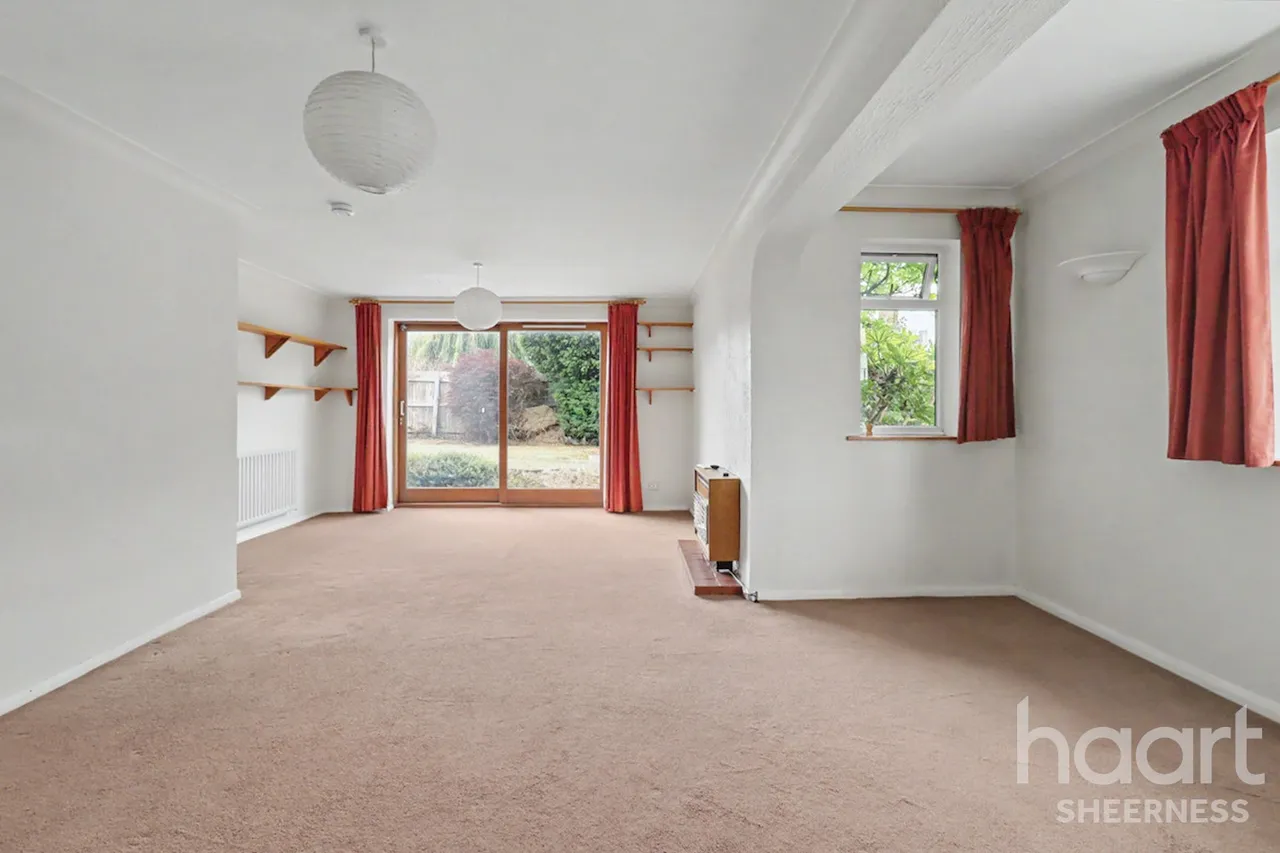 Howard Close, Sheerness, ME12, photo 7