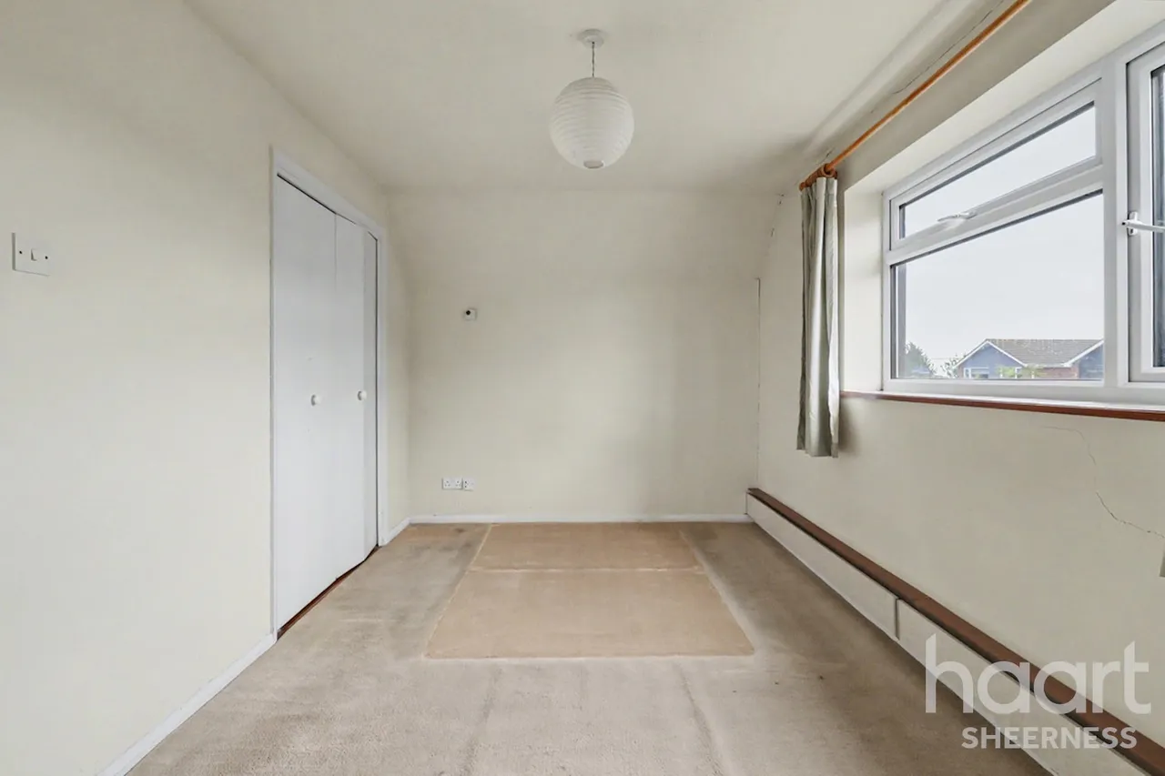 Howard Close, Sheerness, ME12, photo 11