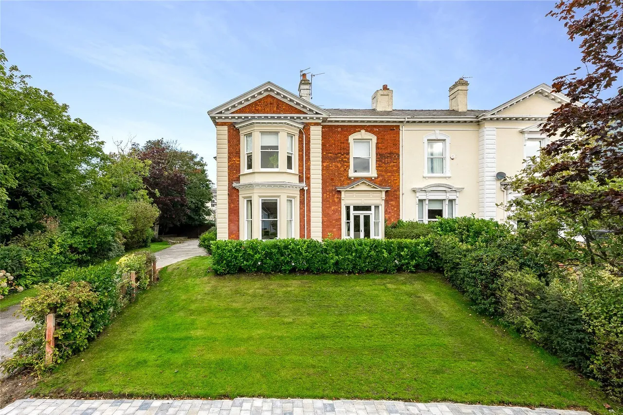 Westcliffe Road, Southport, PR8, photo 32