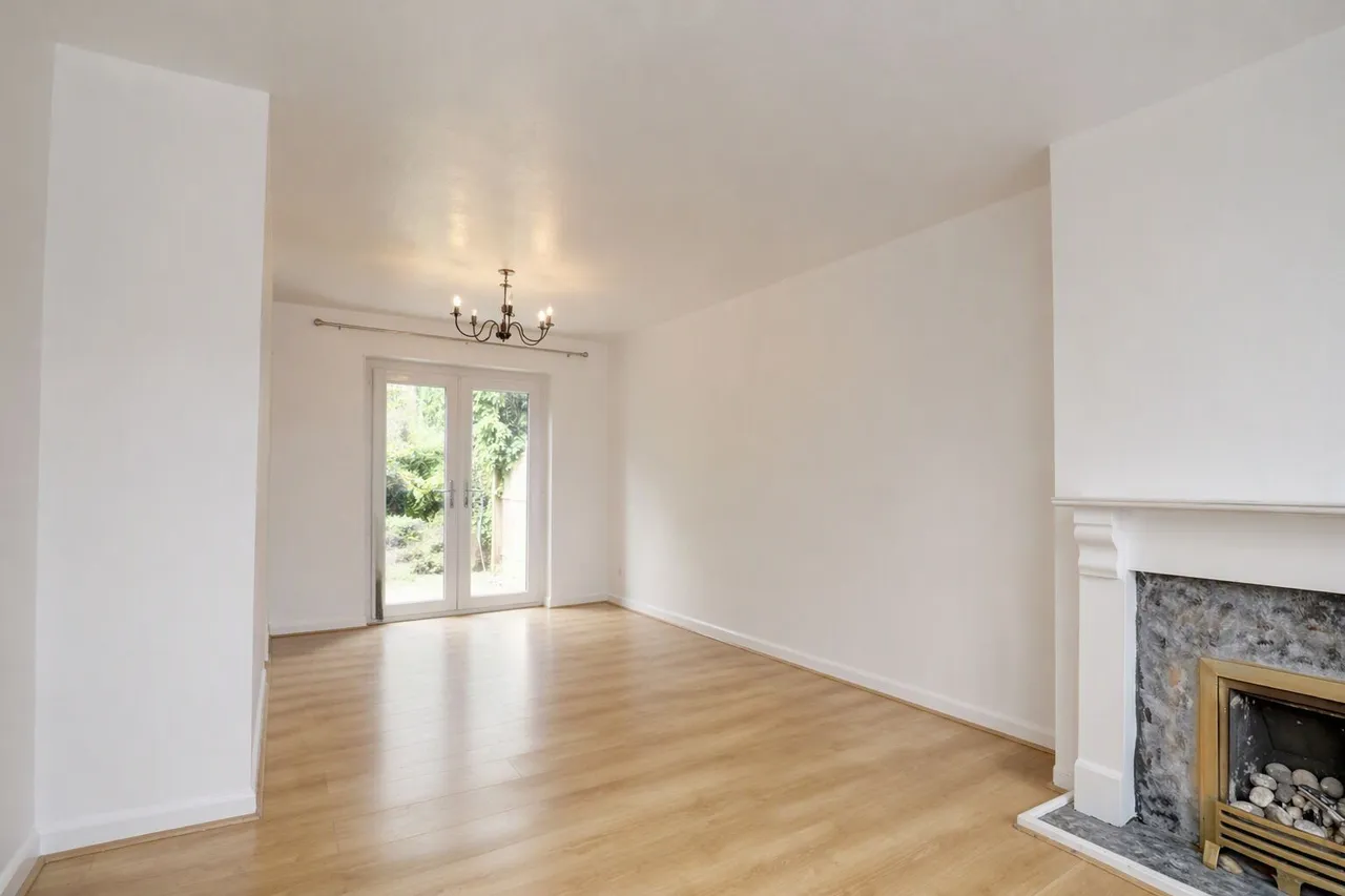 Hughenden Avenue, High Wycombe, HP13, photo 2