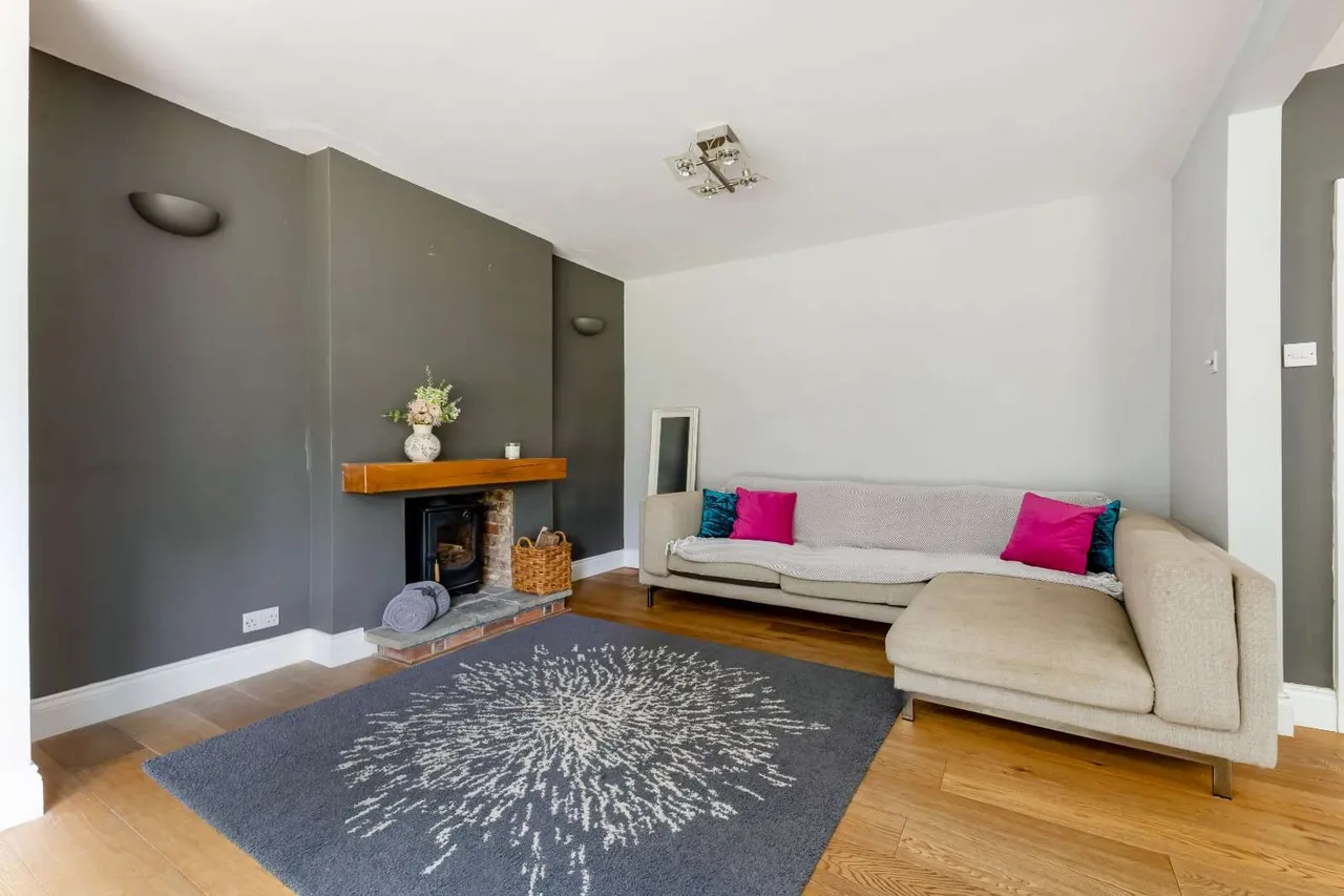 Pankridge Street, Crondall, Farnham, Hampshire, GU10 5RA, photo 4
