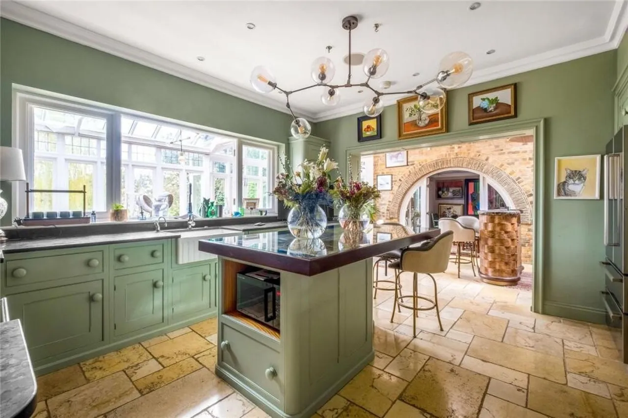 Hayes Lane, Kenley, CR8, photo 10
