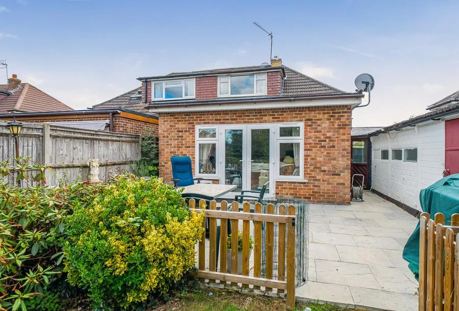 2 bed house for sale, Bolters Road South, Horley, RH6