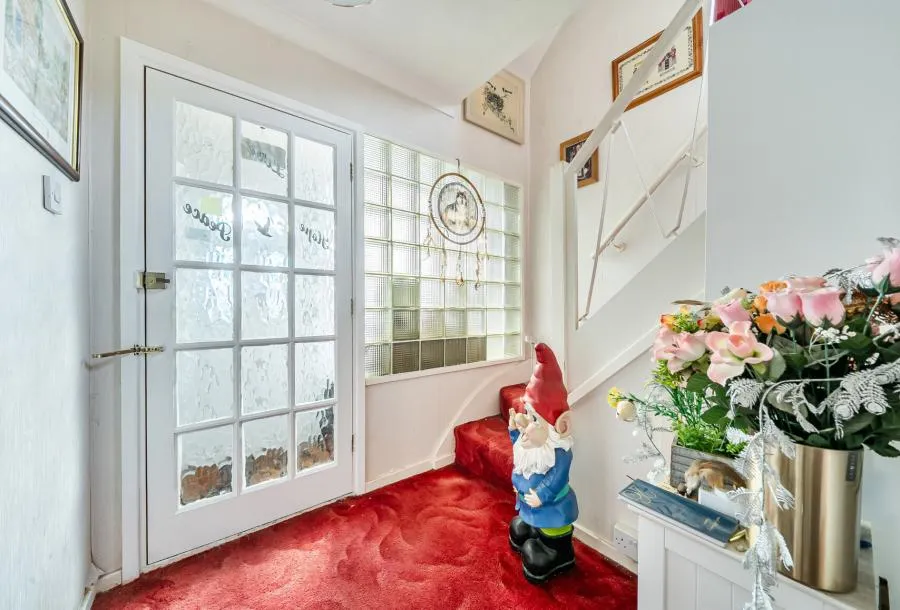 Bolters Road South, Horley, RH6, photo 25