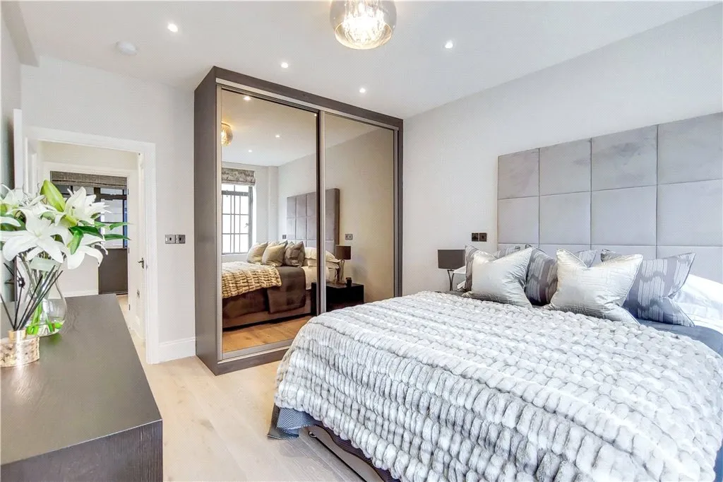 Portland Place, London, W1B, photo 20