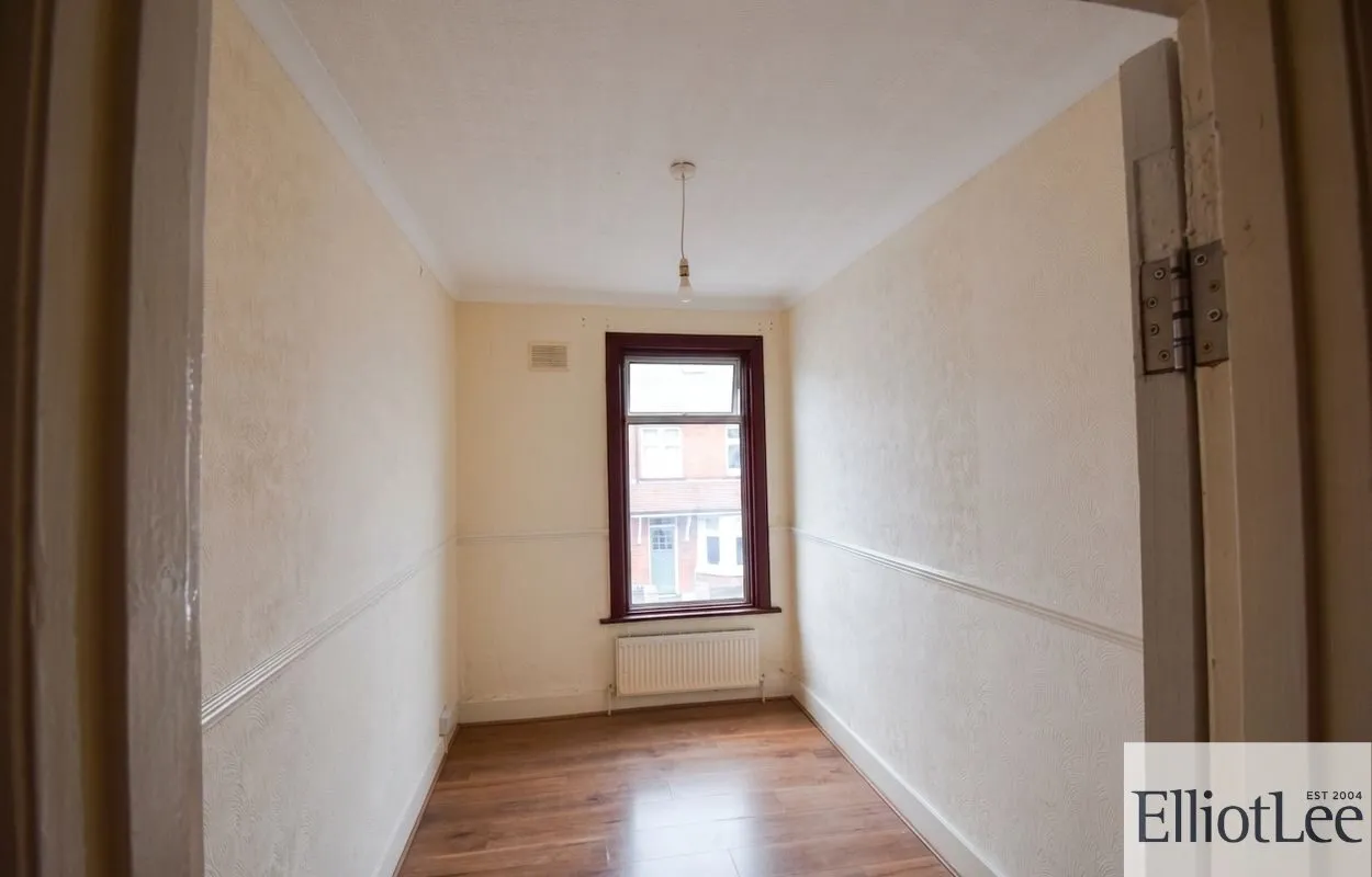Oaklands Road, London, W7, photo 5