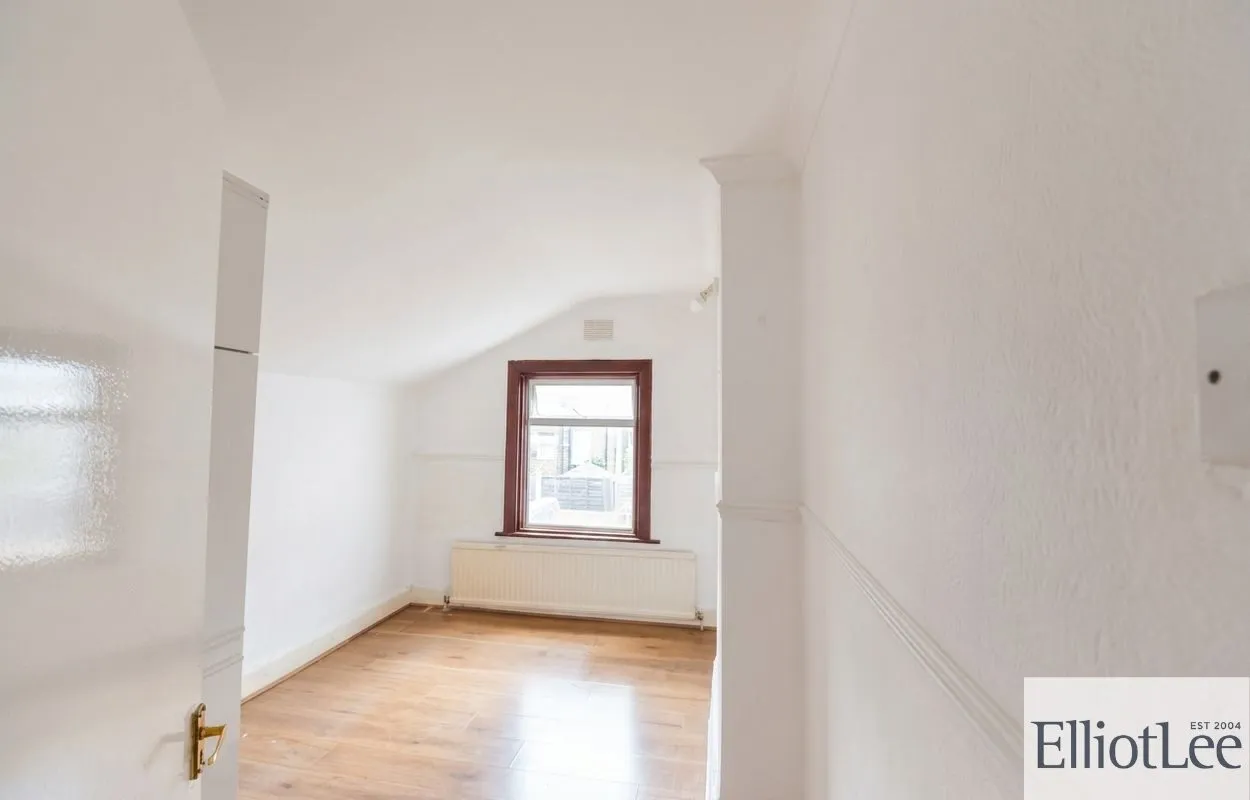 Oaklands Road, London, W7, photo 7