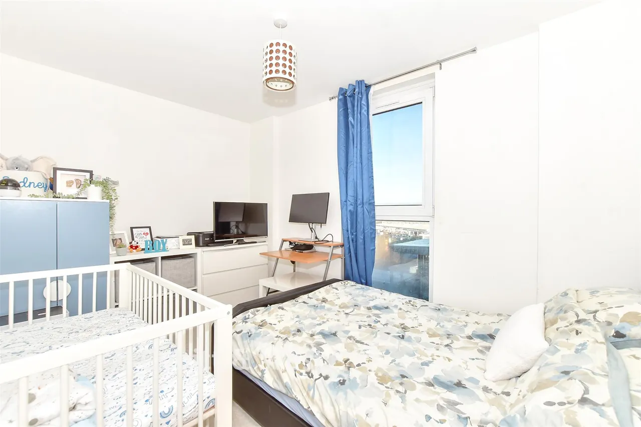 Fratton Way, Southsea, PO4, photo 8