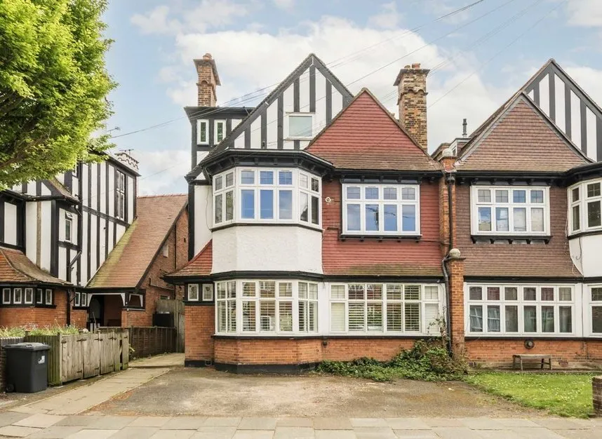 1 bed flat for sale — Acacia Road, Acton, W3