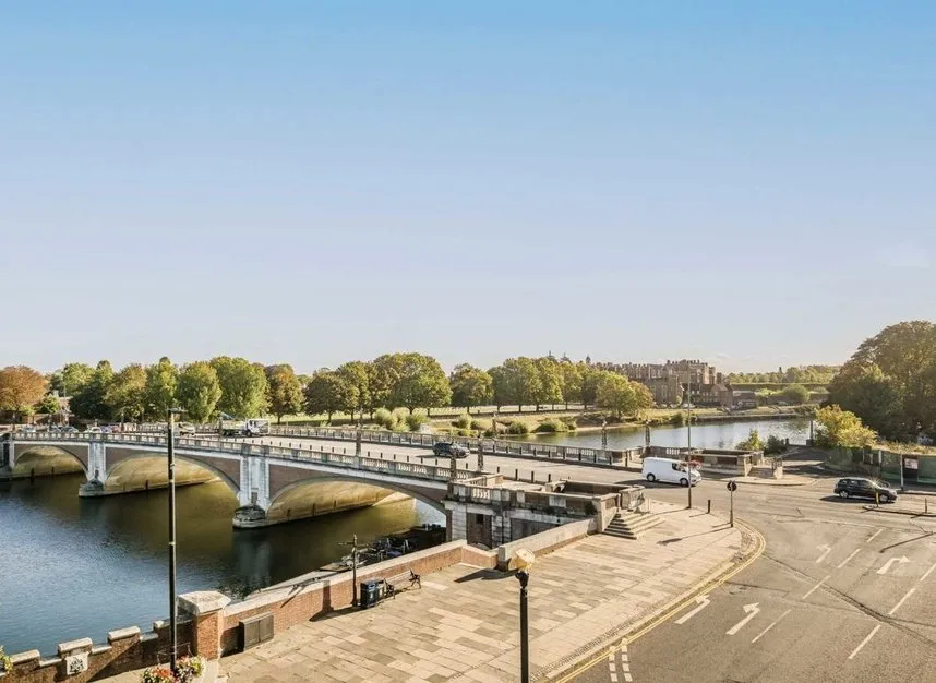 Bridge Road, East Molesey, KT8, photo 7