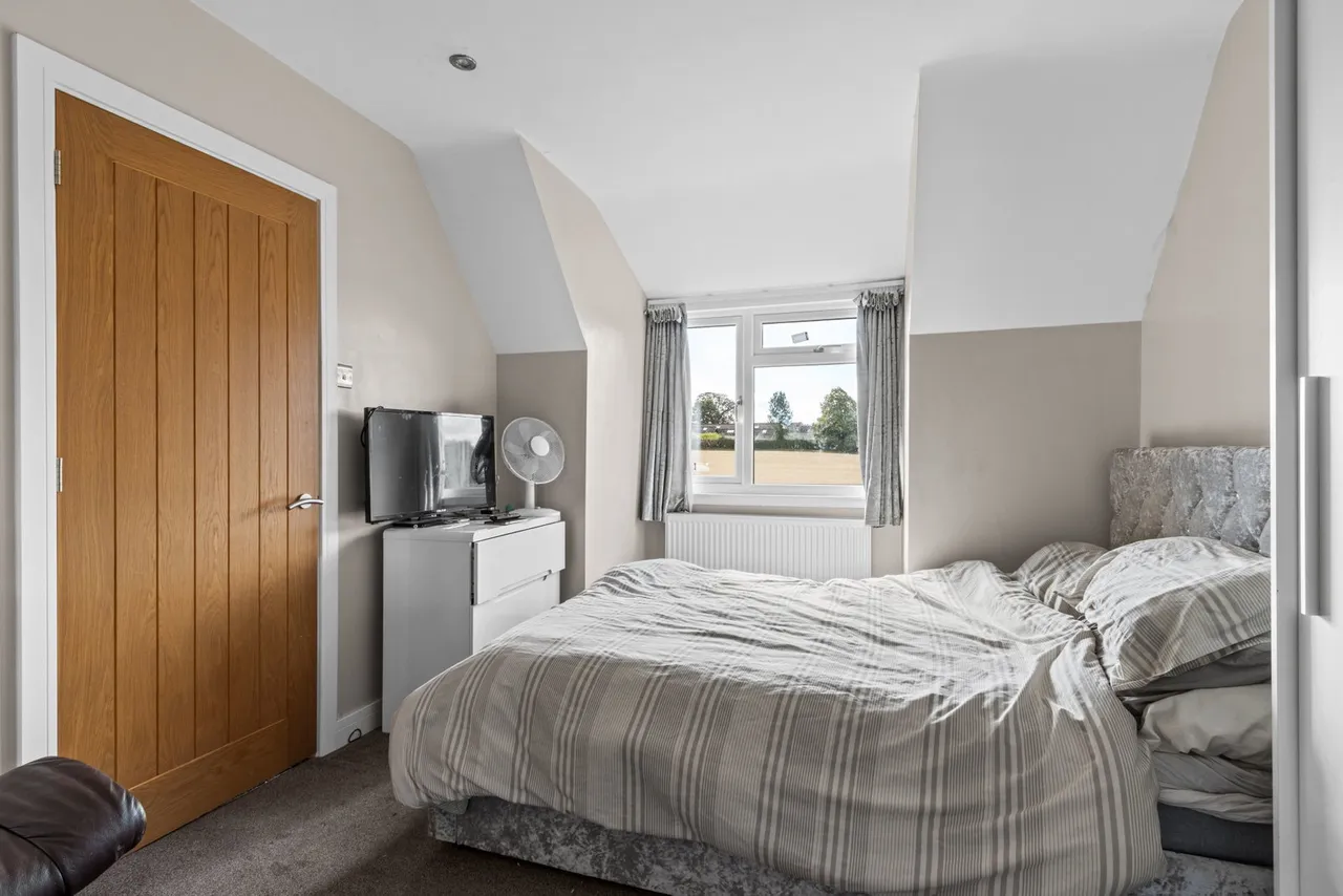 Saxton Lane, Tadcaster, photo 16