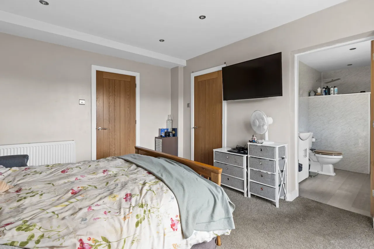 Saxton Lane, Tadcaster, photo 12