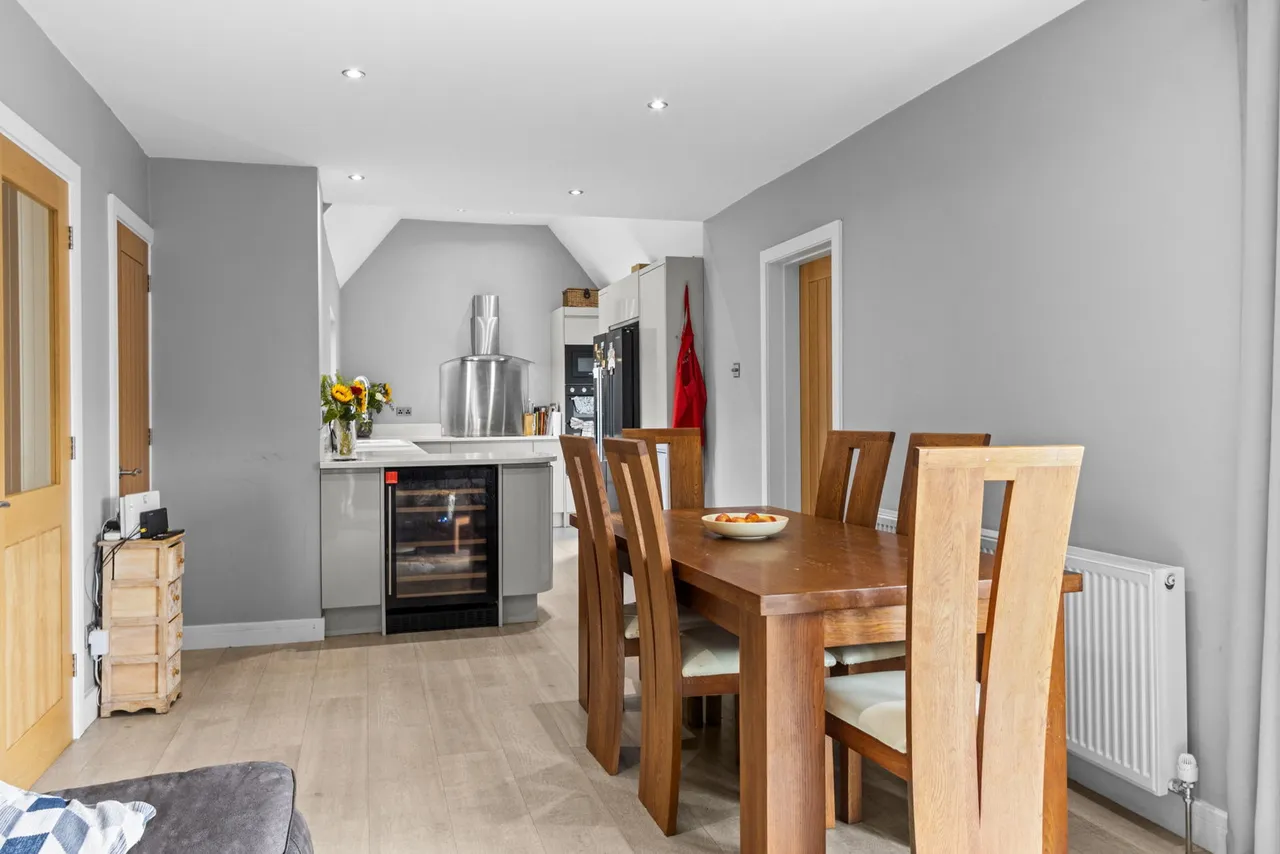 Saxton Lane, Tadcaster, photo 4
