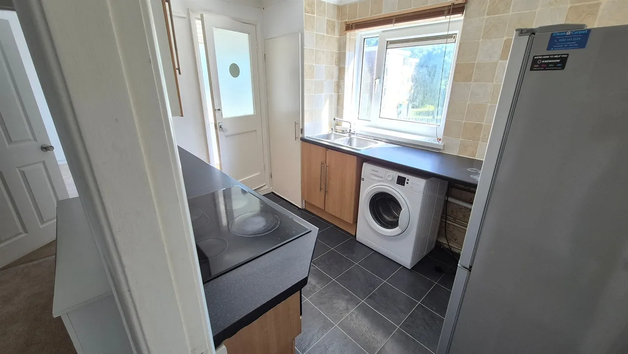 Linford Crescent, Southampton, SO16, photo 4