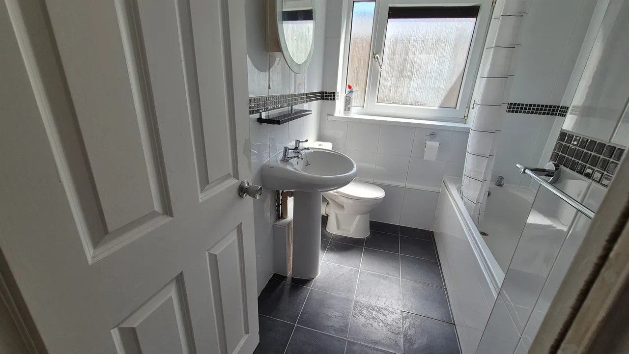 Linford Crescent, Southampton, SO16, photo 7