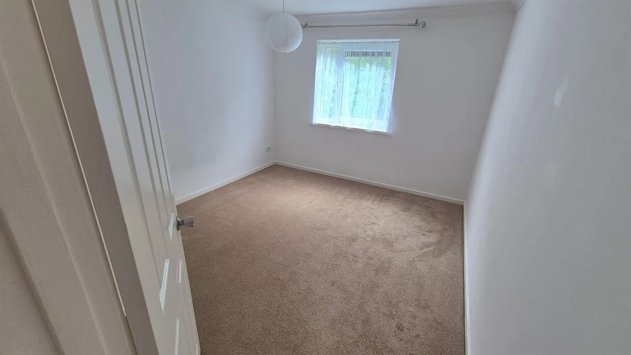 Linford Crescent, Southampton, SO16, photo 5