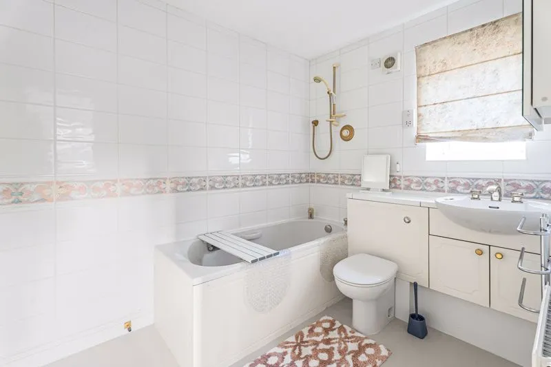 Paxton Crescent, Shenley Lodge, MK5, photo 15