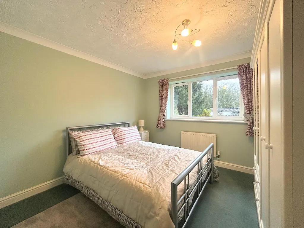 Paxton Crescent, Shenley Lodge, MK5, photo 13