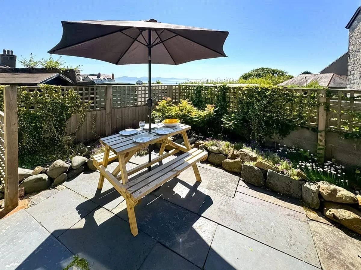 High Street, Criccieth, LL52, photo 6