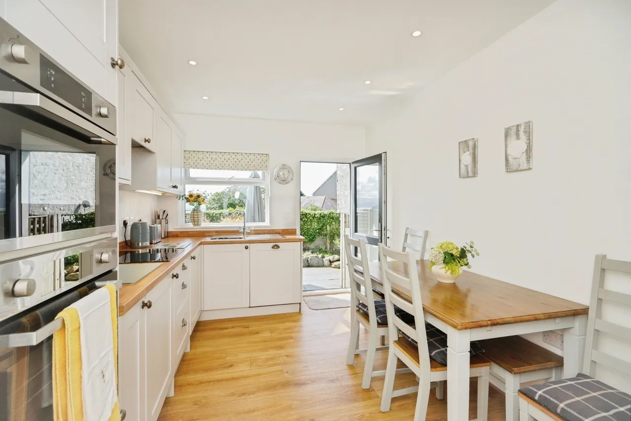 High Street, Criccieth, LL52, photo 9
