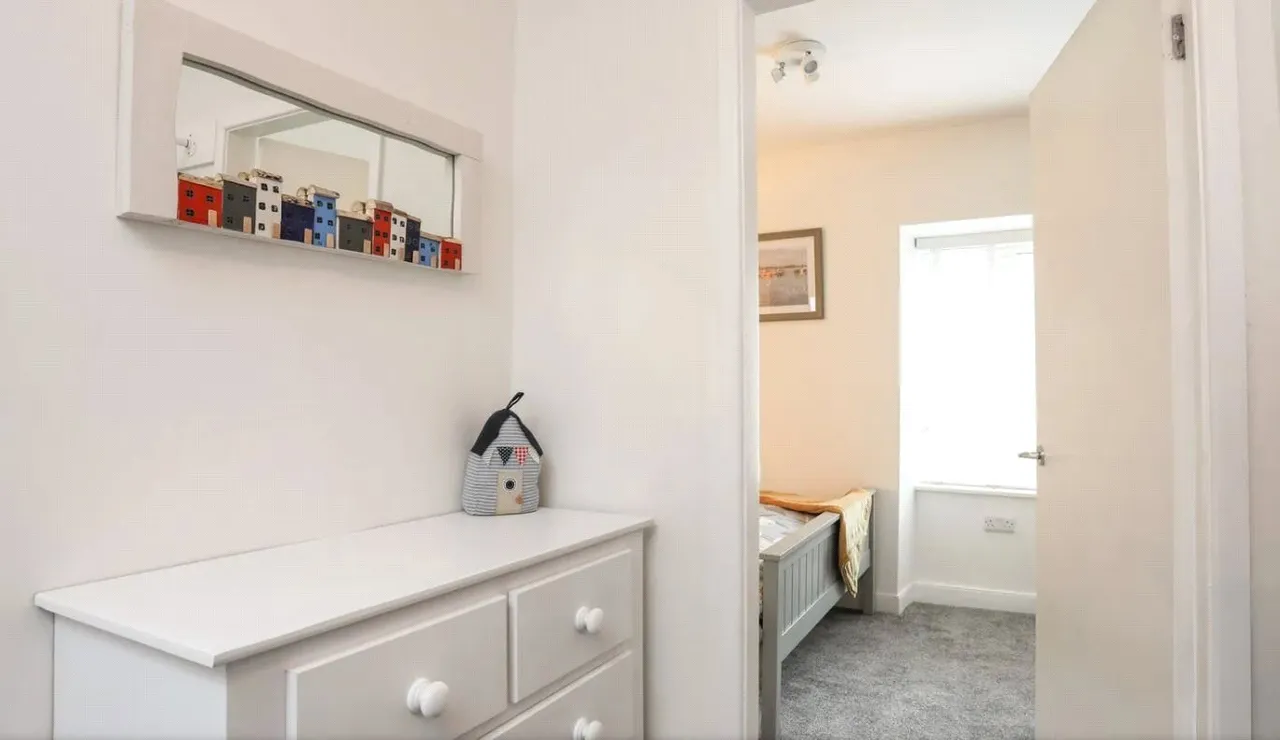 High Street, Criccieth, LL52, photo 21
