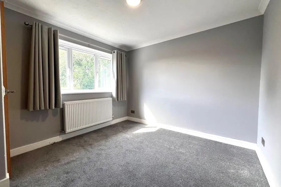 Gorsewood Road, Woking, GU21, photo 13
