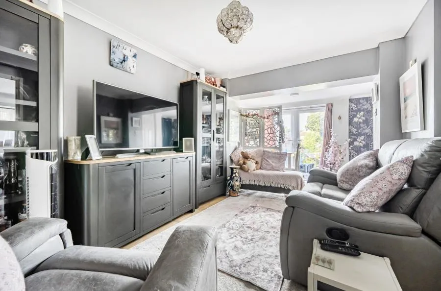 Galsworthy Drive, Caversham, RG4, photo 2